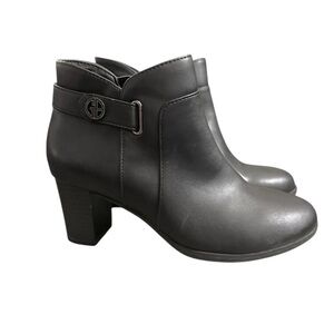 NWT! Giani Bernini Women’s Artemyss Memory Foam Boots Heeled Booties Black 6.5